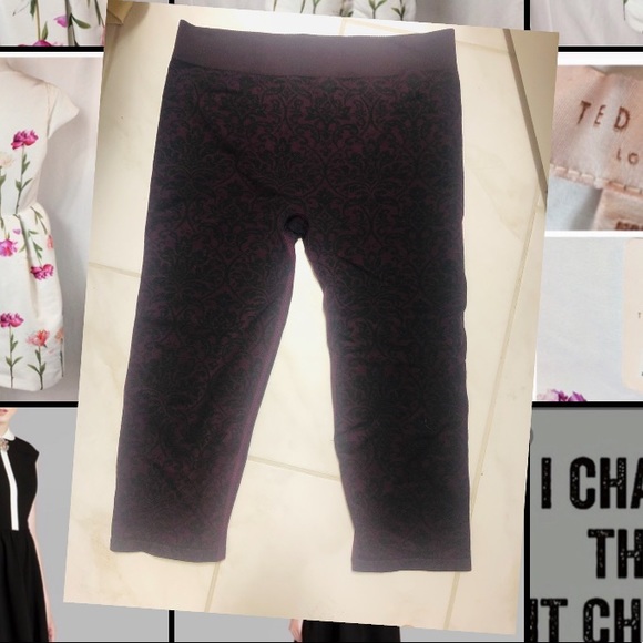 Fabletics Pants - Fun vintage pattern fabletics leggings medium